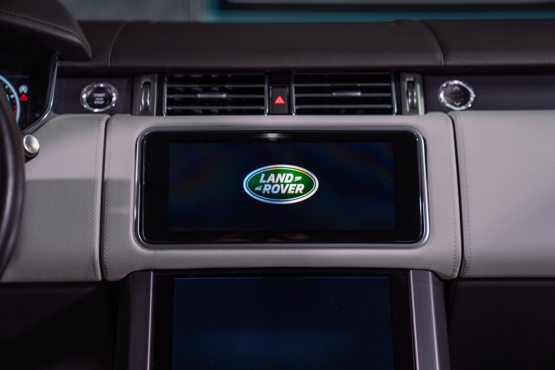 Used 2021 Land Rover Range Rover SV Autobiography Dynamic AWD/4WD image 32