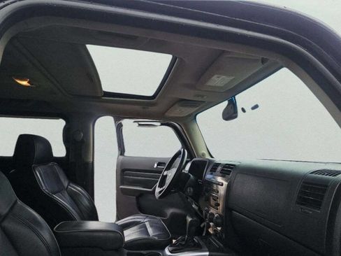 Used 2007 HUMMER H3 image 11