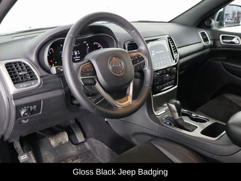 Used 2021 Jeep Grand Cherokee Laredo X image 27