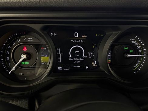 Used 2024 Jeep Wrangler Unlimited AWD/4WD image 20