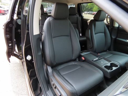 New 2026 Honda Odyssey EX-L image 17