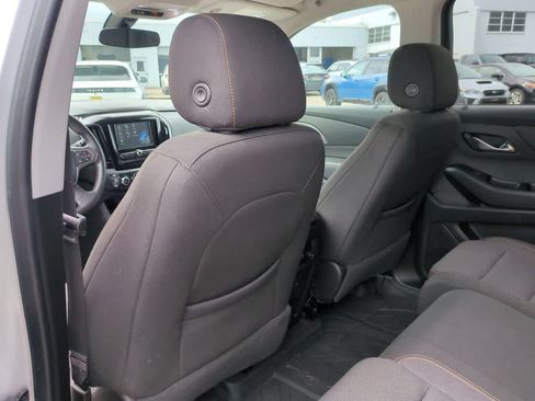 Used 2019 Chevrolet Traverse LS FWD image 17