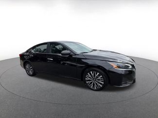 Used 2025 Nissan Altima 2.5 SV video 2