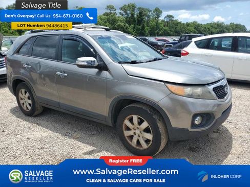 Used 2012 Kia Sorento LX w/ Convenience Pkg image 5