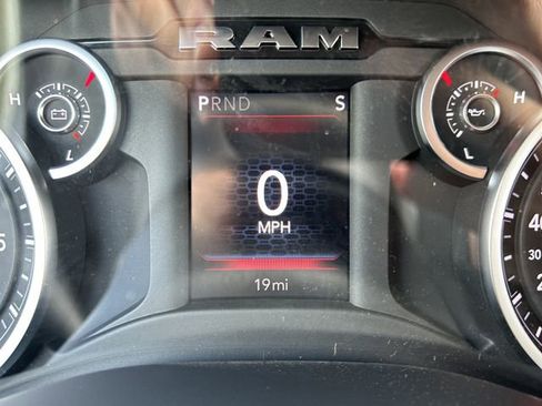New 2026 RAM 2500 Tradesman AWD/4WD image 31
