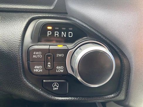 Used 2020 RAM 1500 Big Horn AWD/4WD image 17
