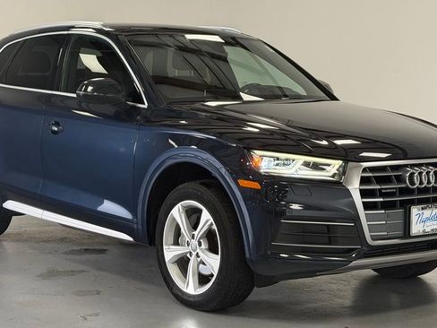 Used 2020 Audi Q5 2.0T Premium Plus w/ Premium Plus Package image 6