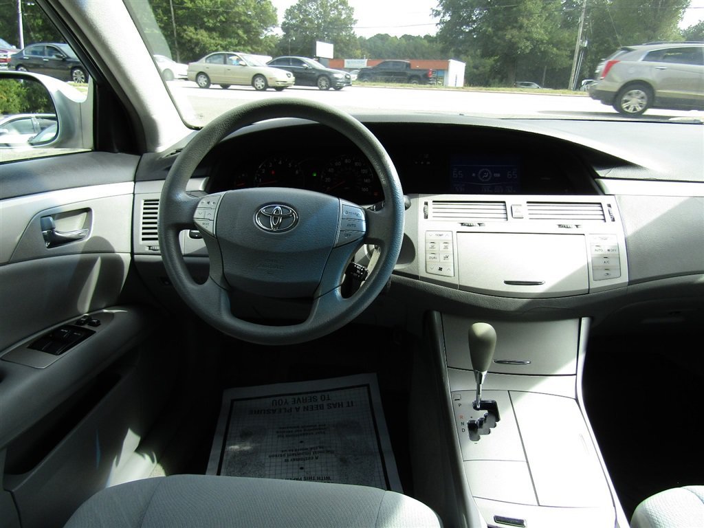 Used 2007 Toyota Avalon XL FWD image 23