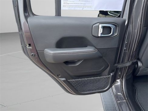 Used 2021 Jeep Wrangler Unlimited Sahara w/ Uconnect 4C Nav & Sound Group image 18