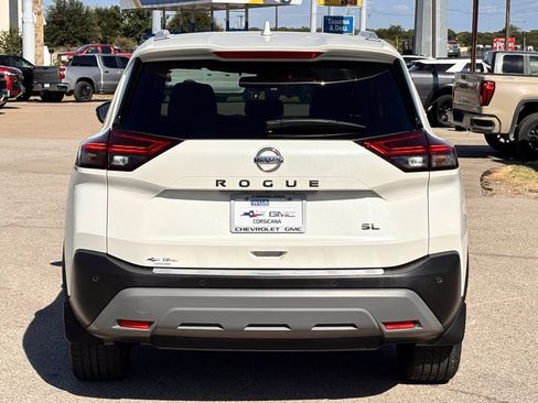 Used 2021 Nissan Rogue SL FWD image 6