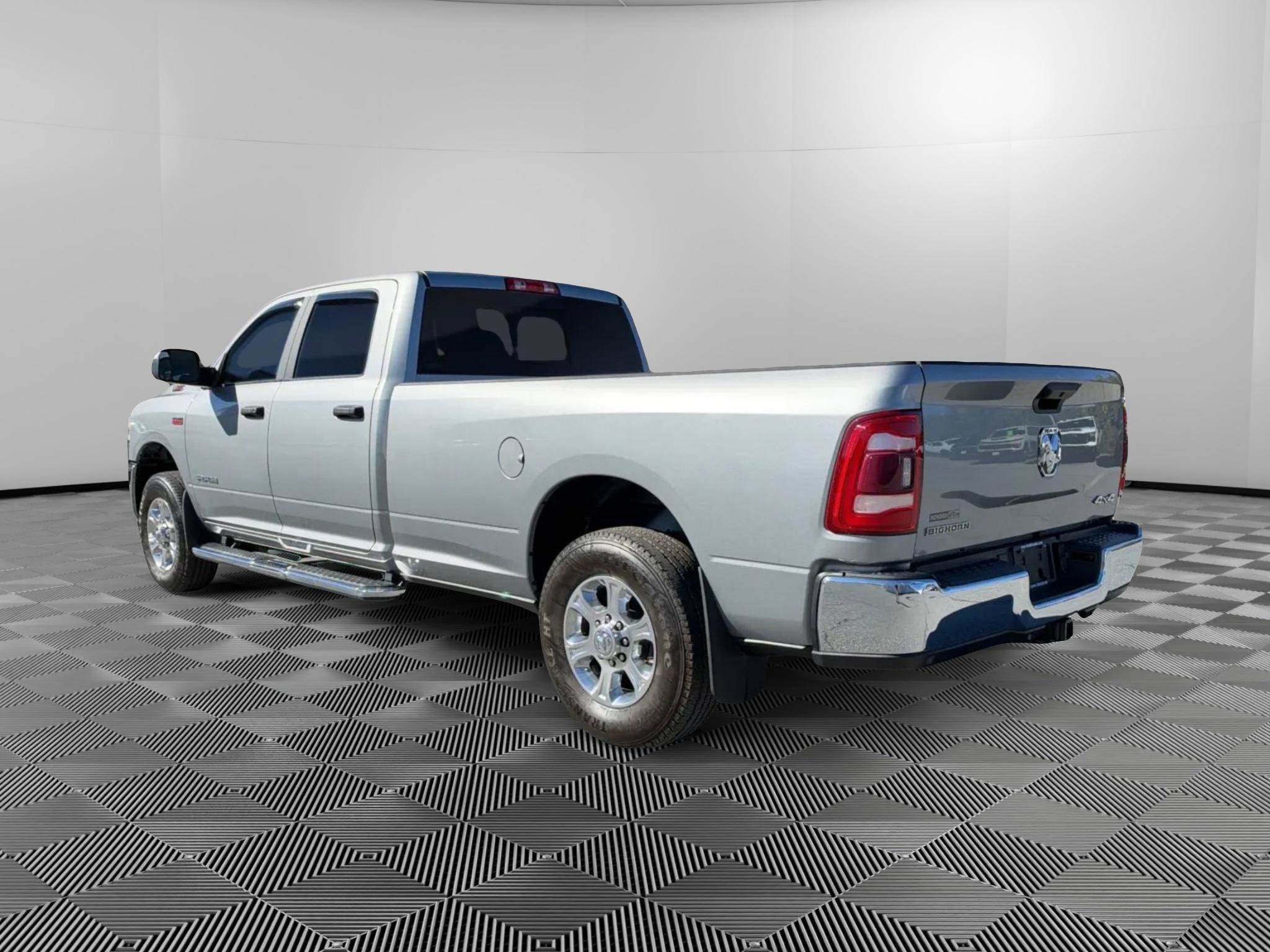 Used 2022 RAM 2500 Big Horn w/ Level C Equiment Group AWD/4WD image 3