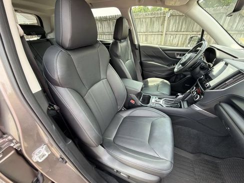 Certified 2024 Subaru Forester Touring w/ Convenience Package AWD/4WD image 32