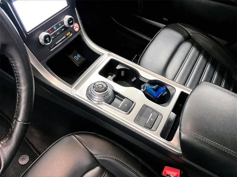 Used 2023 Ford Edge SEL image 20