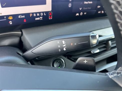 Certified 2025 Buick Enclave Preferred image 25