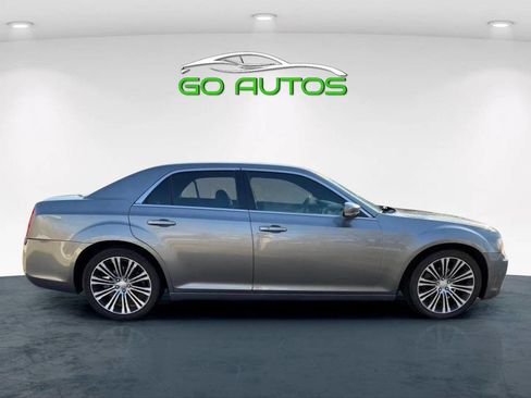 Used 2012 Chrysler 300 S w/ Luxury Group image 6