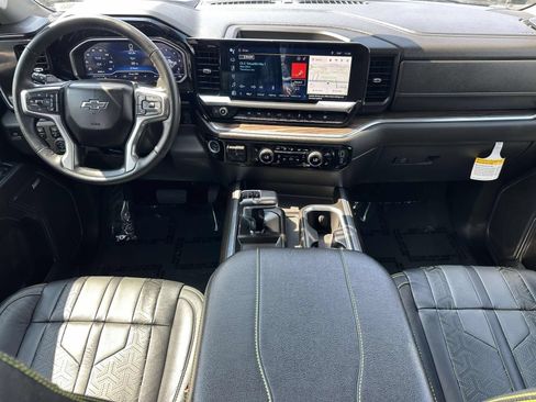 Used 2023 Chevrolet Silverado 1500 RST w/ All Star Edition Plus AWD/4WD image 9
