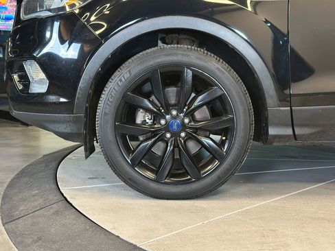 Used 2017 Ford Escape Titanium AWD/4WD image 23