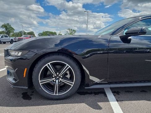Used 2024 Ford Mustang Premium RWD image 13