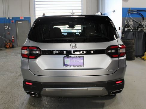 New 2026 Honda Pilot Elite image 11
