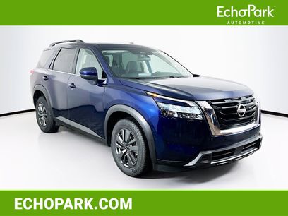 Used 2024 Nissan Pathfinder SV