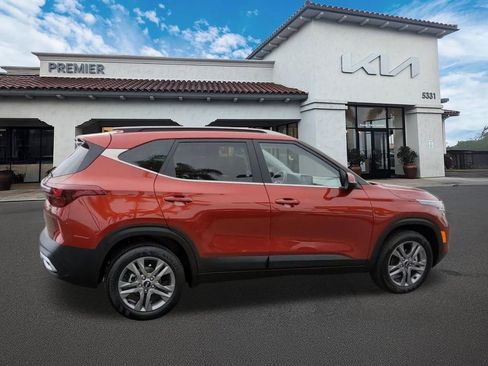 Used 2021 Kia Seltos S image 8