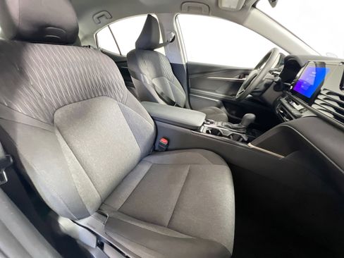 Used 2026 Toyota Camry LE FWD image 29