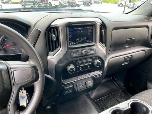 Used 2023 Chevrolet Silverado 2500 Custom w/ Custom Value Package AWD/4WD image 15