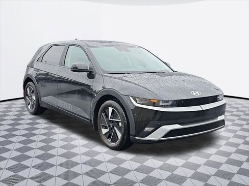 New 2026 Hyundai Ioniq 5 SE AWD/4WD image 8
