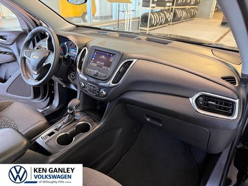 Used 2024 Chevrolet Equinox LT FWD image 22