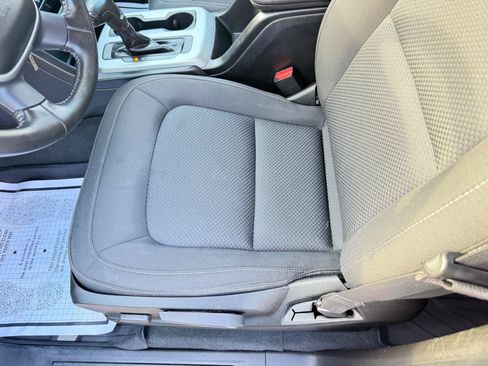 Used 2021 Chevrolet Colorado LT w/ LT Convenience Package AWD/4WD image 14