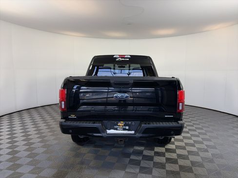 Used 2018 Ford F150 XLT w/ Equipment Group 302A Luxury image 9