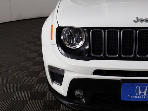 Used 2022 Jeep Renegade Latitude AWD/4WD image 11
