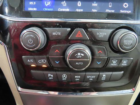 Used 2020 Jeep Grand Cherokee Limited w/ Luxury Group II AWD/4WD image 31
