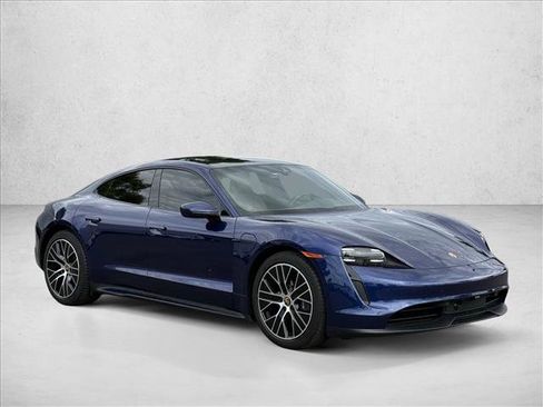 Used 2023 Porsche Taycan RWD image 3