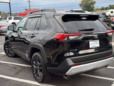 Used 2022 Toyota RAV4 Adventure AWD/4WD image 5
