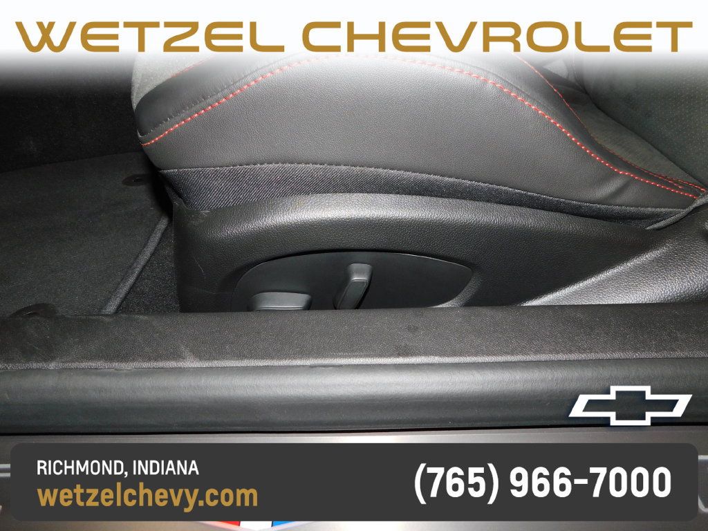Used 2023 Chevrolet Camaro ZL1 RWD image 13