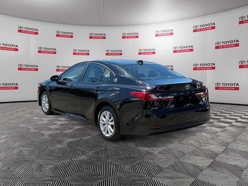Certified 2025 Toyota Camry LE AWD/4WD image 7