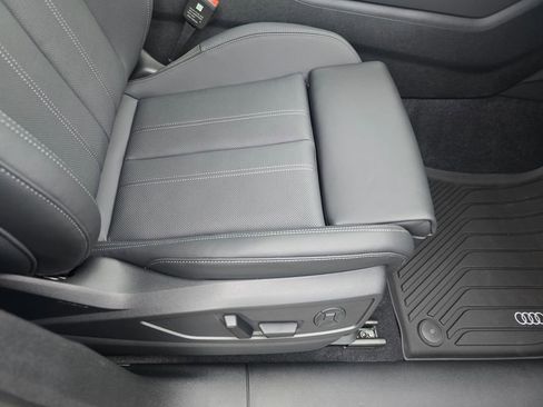 New 2025 Audi Q5 Premium Plus image 38