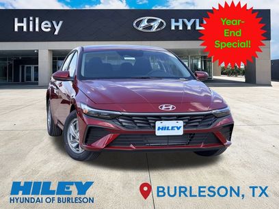 New 2025 Hyundai Elantra SE
