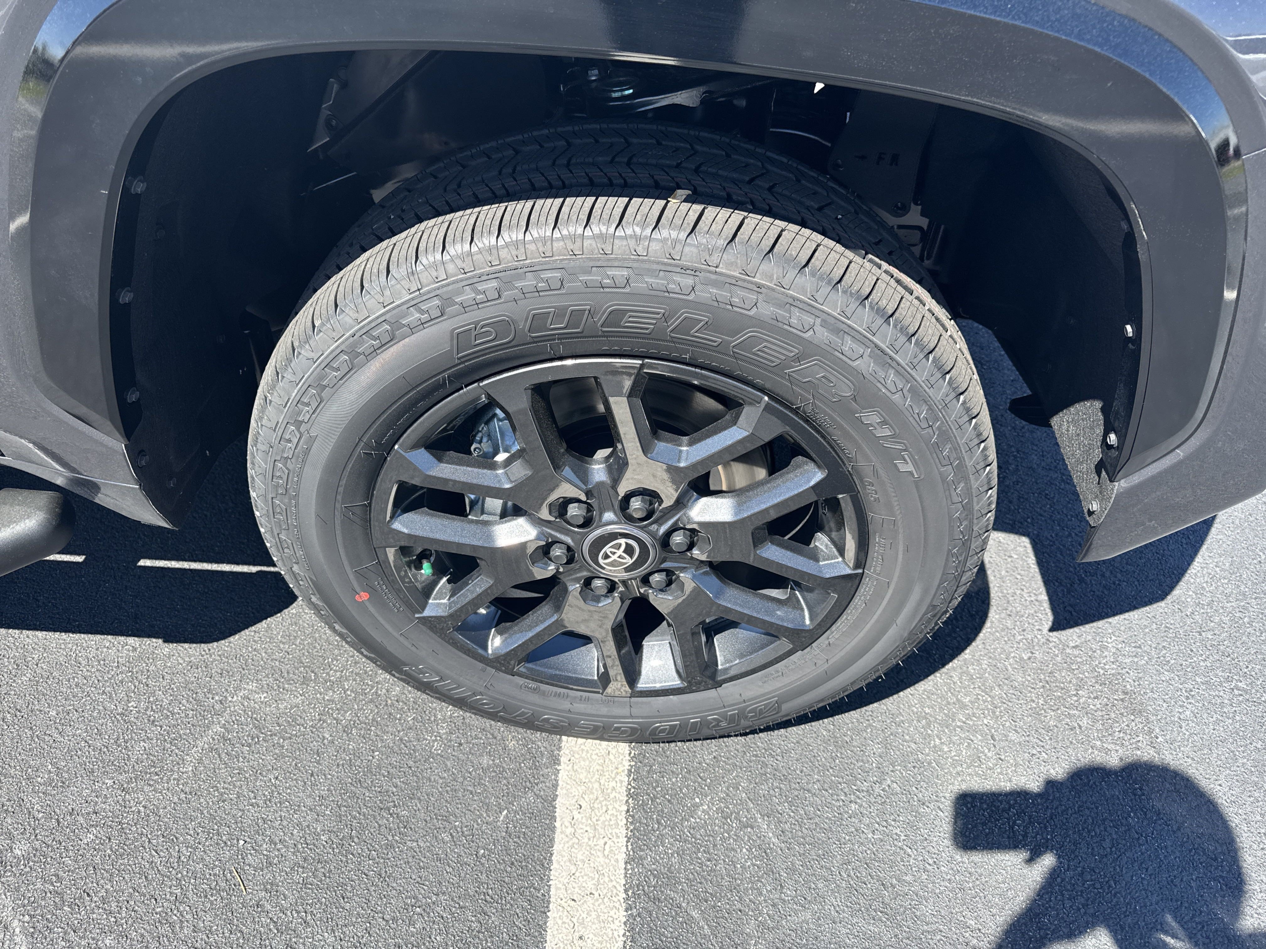 New 2025 Toyota Tundra Platinum AWD/4WD image 10