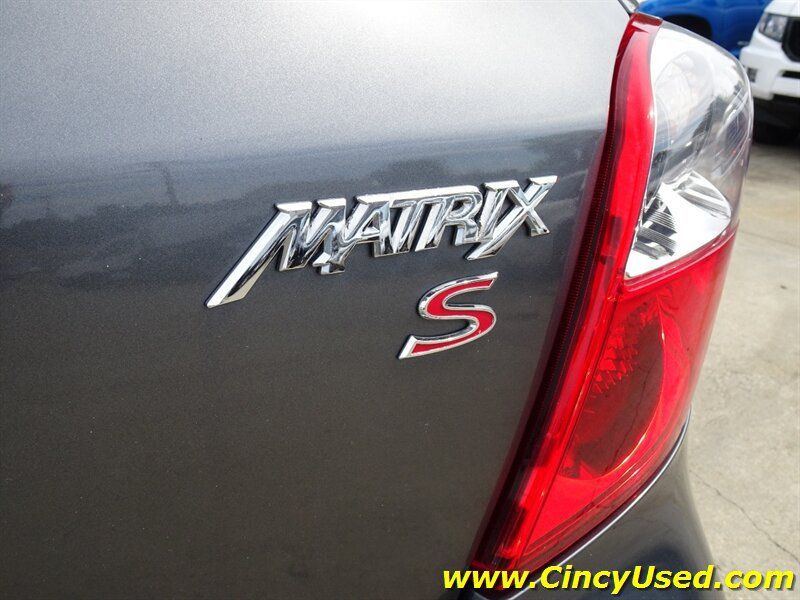 Used 2010 Toyota Matrix S w/ Sport Pkg FWD image 10