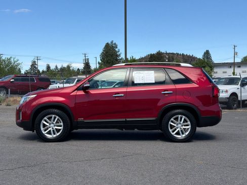 Used 2015 Kia Sorento LX AWD/4WD image 5