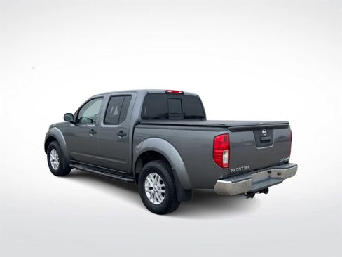 Used 2018 Nissan Frontier SV image 7