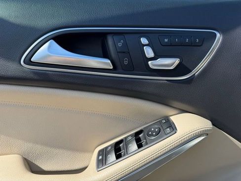 Certified 2020 Mercedes-Benz GLA 250 4MATIC image 19