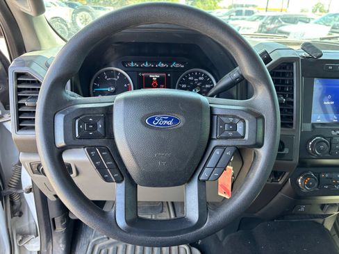 Used 2022 Ford F350 XL w/ STX Appearance Package RWD image 11