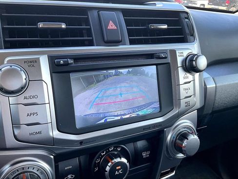 Used 2017 Toyota 4Runner SR5 Premium AWD/4WD image 29