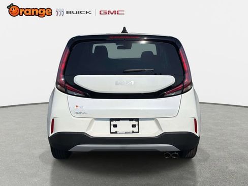 Used 2024 Kia Soul LX w/ Option Group 015 image 4