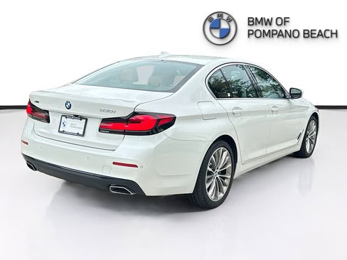 Used 2022 BMW 530i xDrive w/ Premium Package AWD/4WD image 7