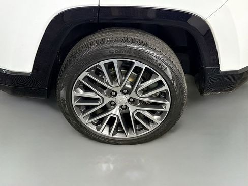 Used 2022 Jeep Compass Limited w/ Elite Group AWD/4WD image 35