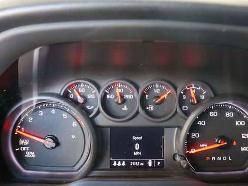 Certified 2024 Chevrolet Silverado 1500 Custom RWD image 9